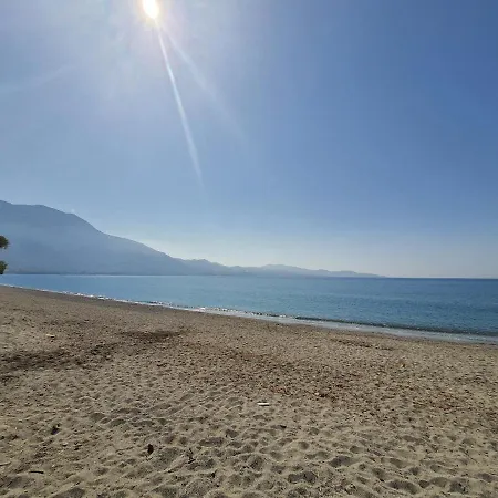 Seaside アパート カラマタ